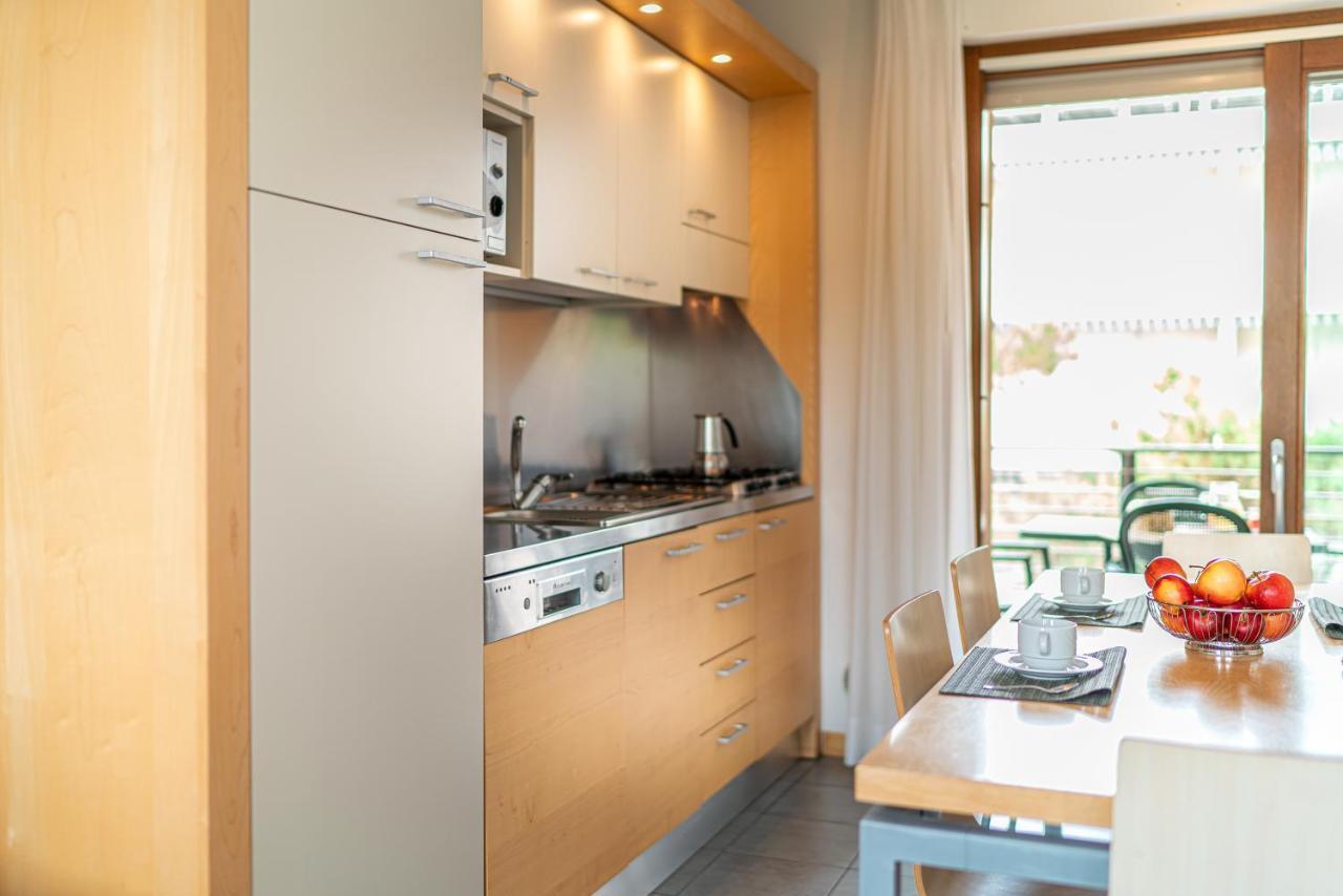 Residence Airone Lignano Sabbiadoro Eksteriør billede
